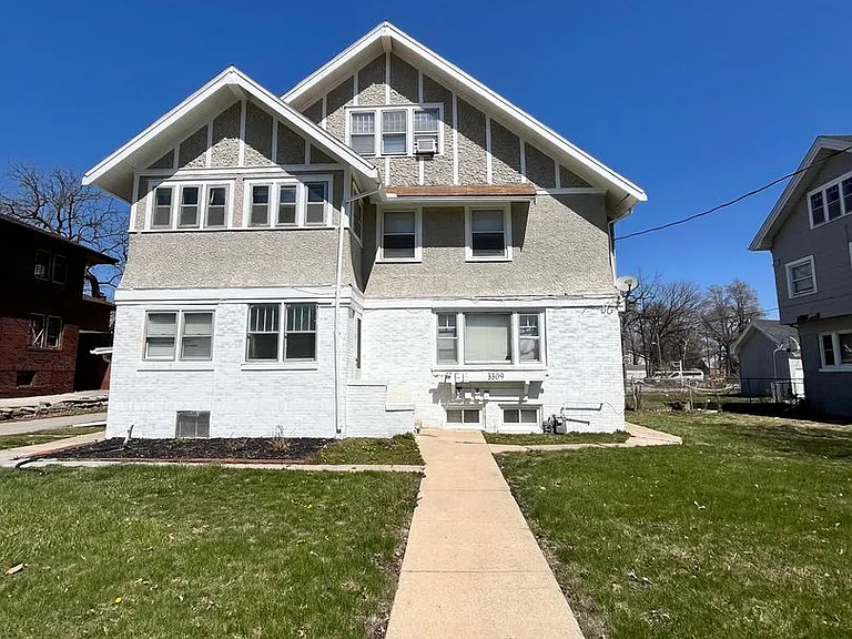 3309 University Ave — Photo 35