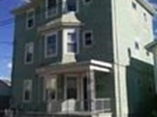 252 Mott St, Fall River, MA 02721