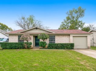 2108 Lake By Dr, Irving, TX 75060
