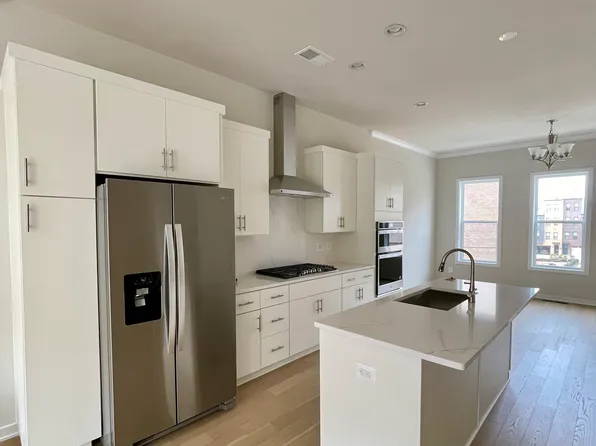 4666 Charger Pl, Chantilly, VA 20151