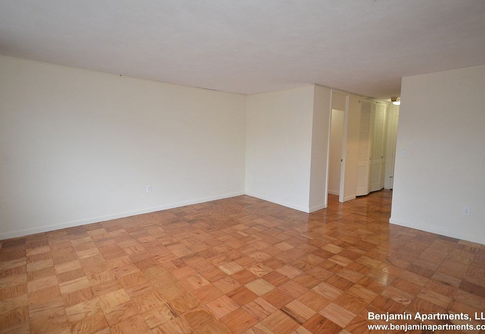 1st image of 79 Monmouth St #2R