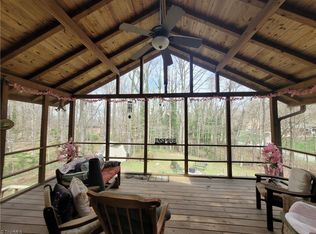 5 Windsor Cir, Thomasville, NC 27360