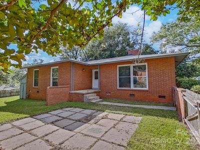 854 E Woodlawn Rd, Charlotte, NC, 28209
