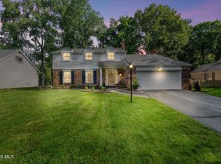 6032 Indian Trl, Sylvania, OH 43560