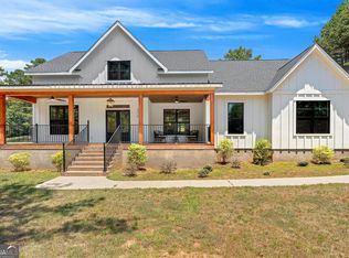 216 Bunker Ln, Westminster, SC 29693