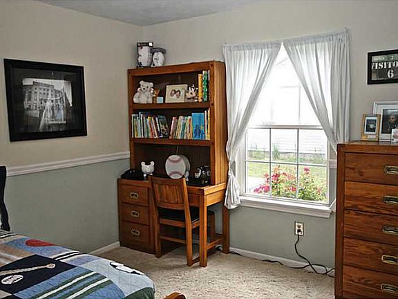 4th image of 5248 Pine Hill Dr