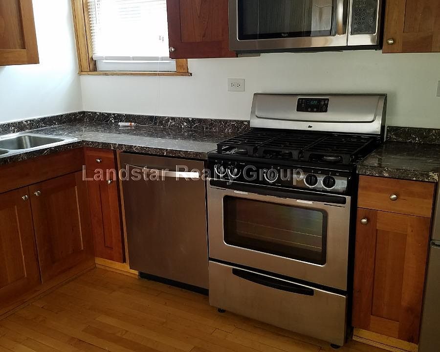 1st image of 5805 W Cullom Ave