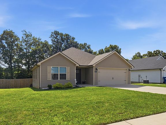 2nd image of 1441 Fredrick Dr