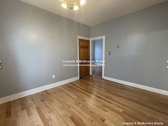 4th image of 24 Litchfield St #3