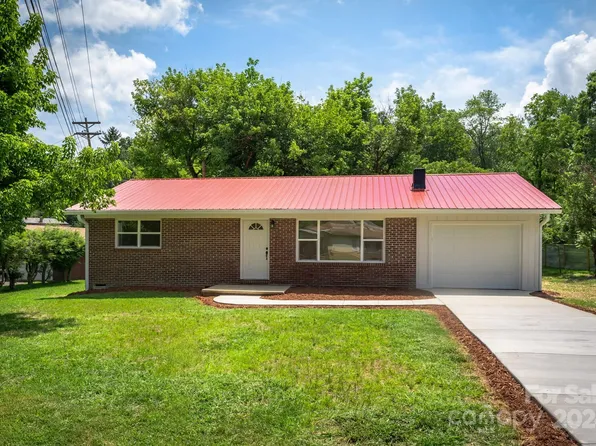 130 Hidden Valley Cir, Canton, NC 28716