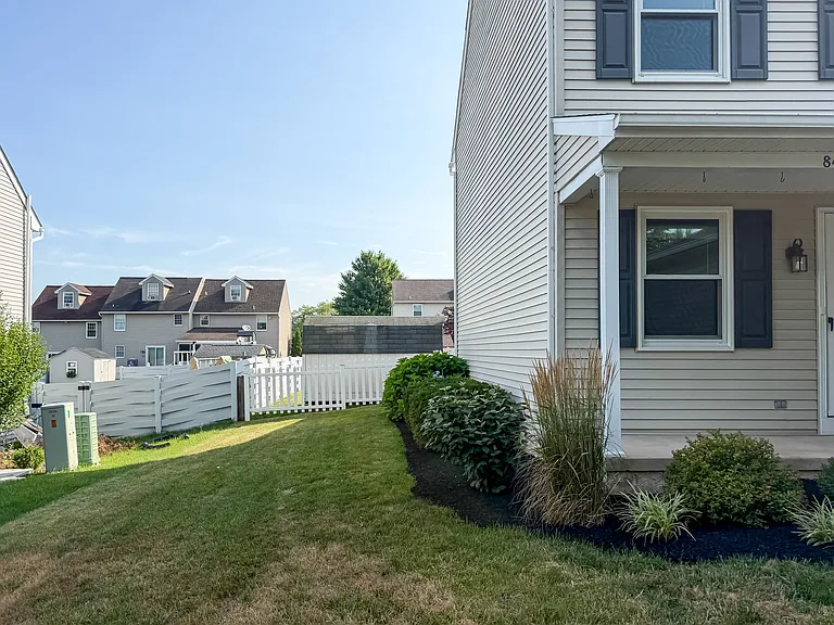 84 Red Stone Cir — Photo 30