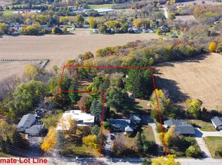 905 Carter STREET, Genoa City, WI 53128