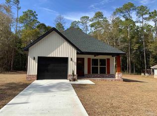 6869 Roundup Ln, Milton, FL 32570