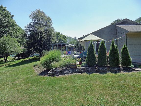 2nd image of 295 Fairlawn Dr