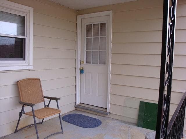Apartment Porch Entrance