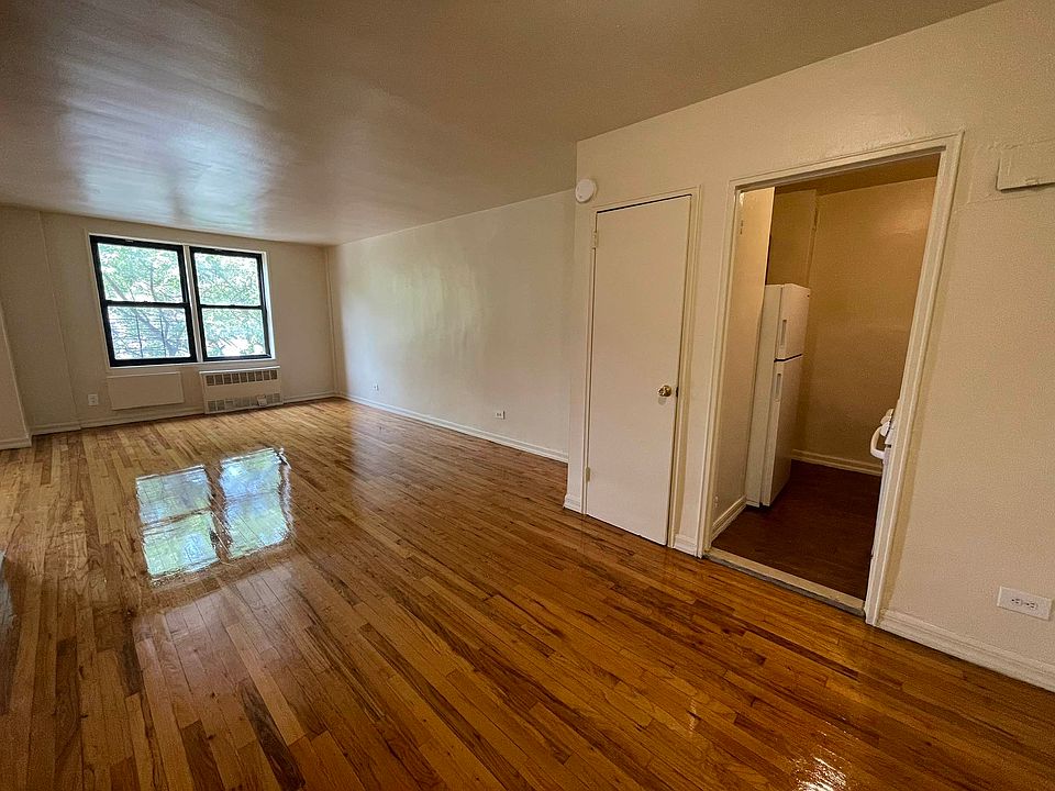 1st image of 8929 163rd St APT 3O