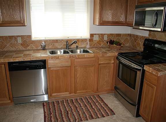 4th image of 28322 Canal Ave