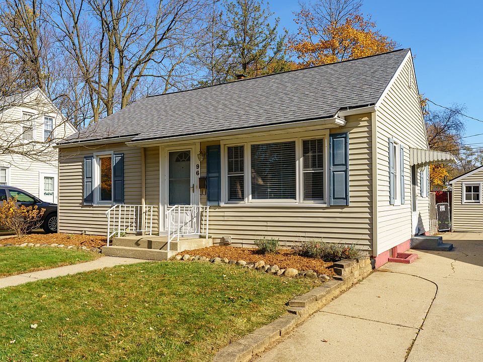 1st image of 96 Pleasant Ave