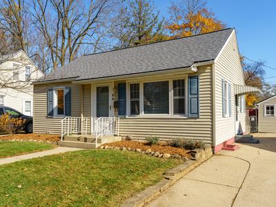 96 Pleasant Ave, Battle Creek, MI, 49015