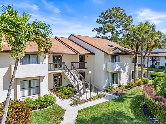 2nd image of 3392 Lucerne Park Drive