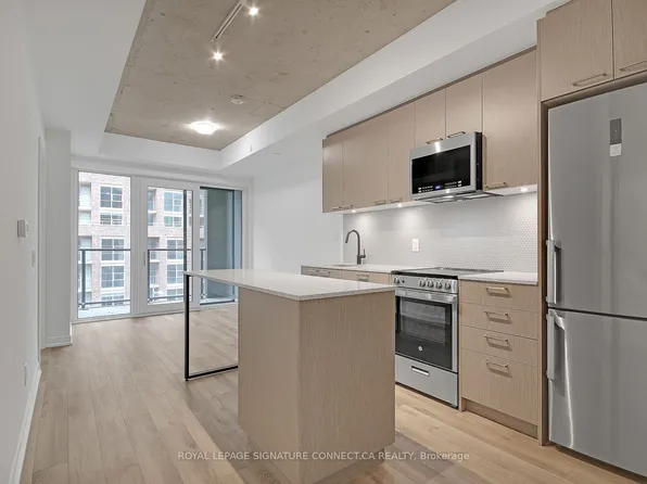 1808 Saint Clair Ave W #410, Toronto, ON M6N 0C1