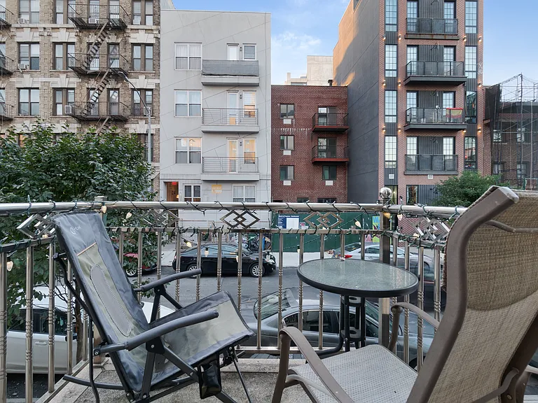 31 Havemeyer St #3B — Photo 9