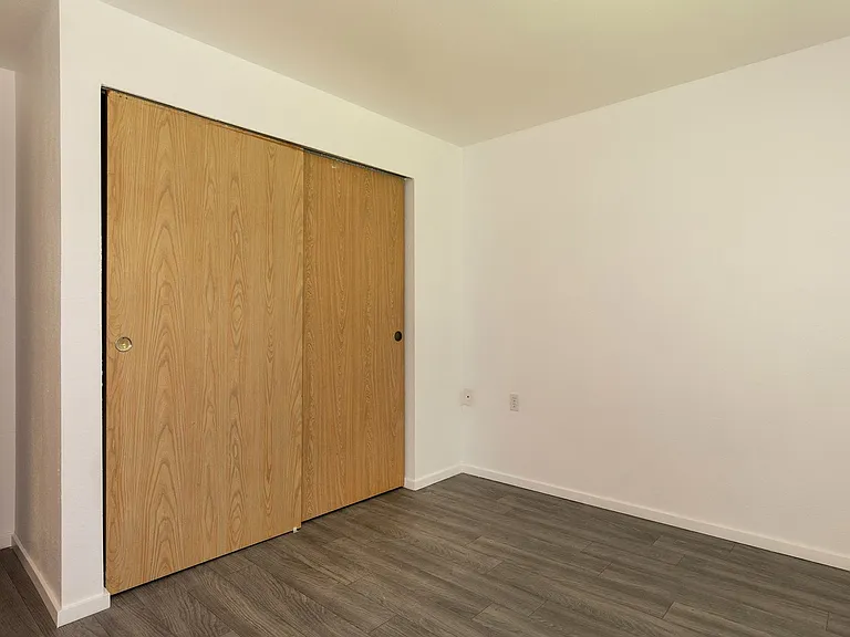 Hillcourt Apartments — Photo 29
