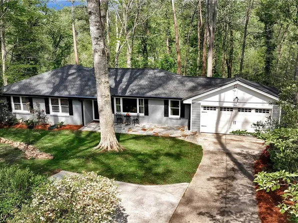 2424 Melinda Ct, Atlanta, GA 30345
