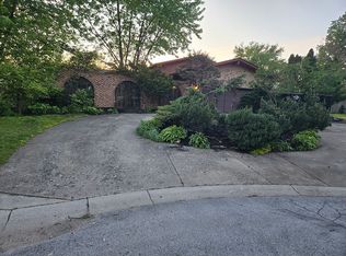 1425 Oak Park Dr, Munster, IN 46321