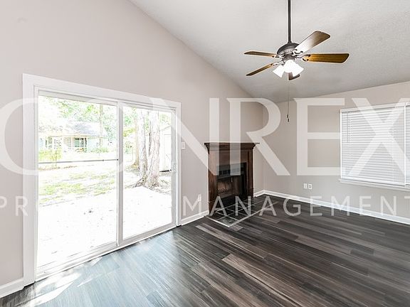 4th image of 158 Tabby Creek Cir