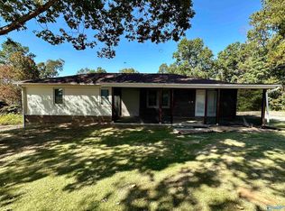 206 Stidham Cir, Hamilton, AL 35570