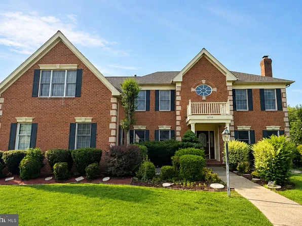 12754 Alder Woods Dr, Fairfax, VA 22033