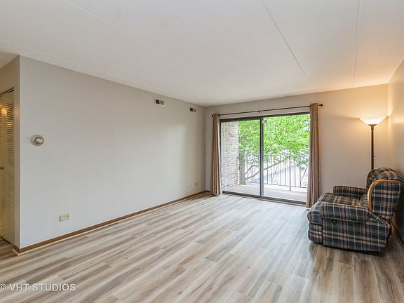 2nd image of 4922 134th St APT 306
