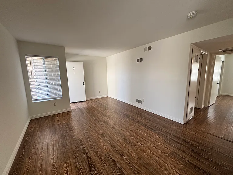 512 Chestnut Ave #3 — Photo 3