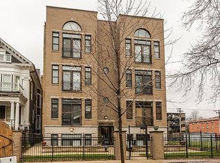4606 N Malden St, Chicago, IL 60640