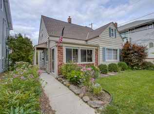 1410 E Kensington Blvd, Shorewood, WI 53211