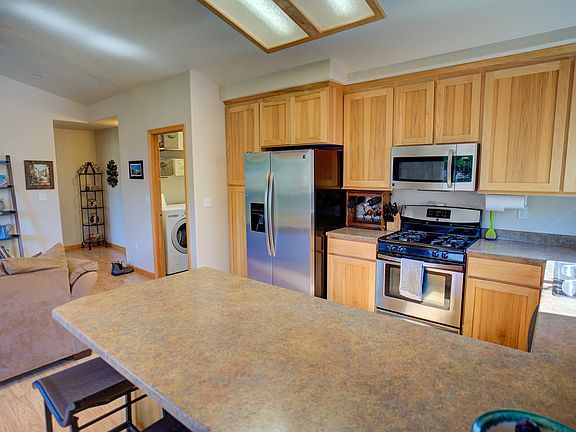 3rd image of 1956 Elmwood Pl