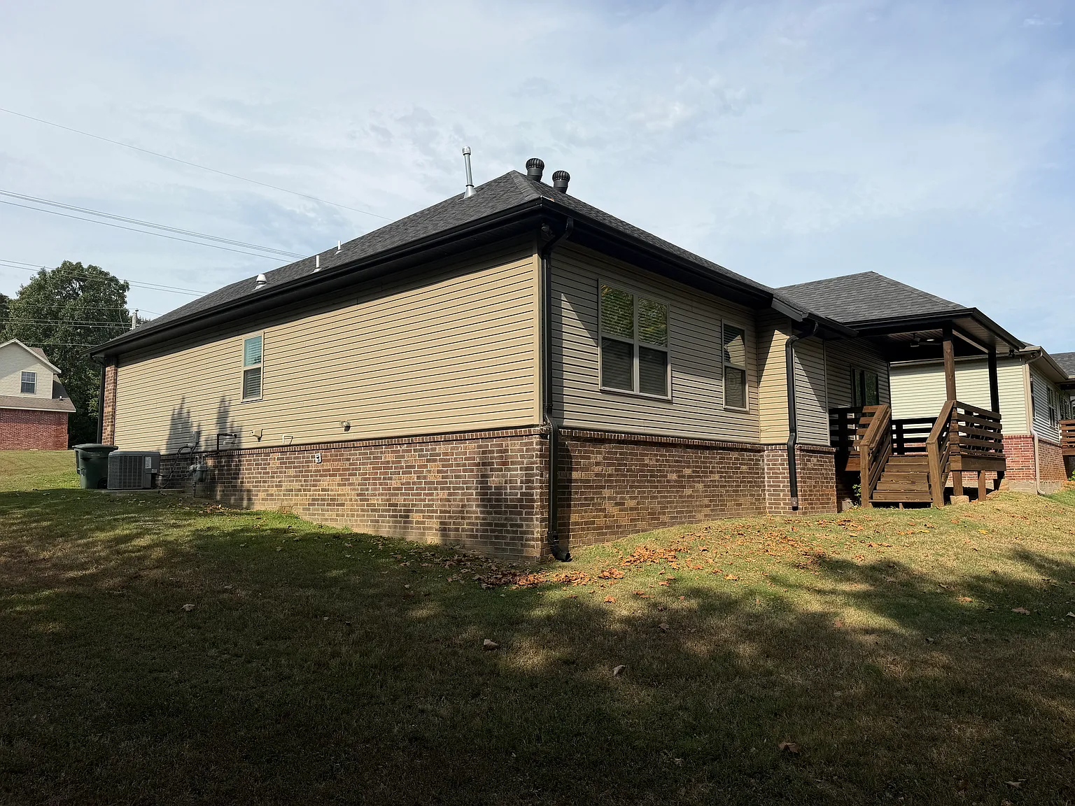 3 bed, 1524 sqft, $1,900 — Photo 3