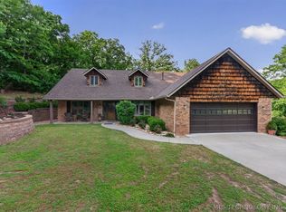 2917 Greenwood Ct, Bartlesville, OK 74006