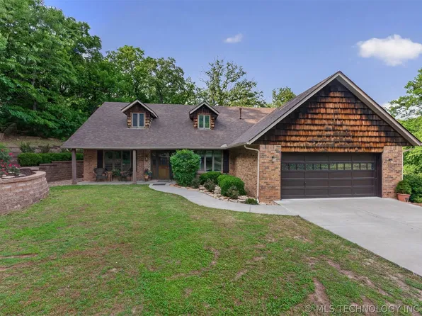 2917 Greenwood Ct, Bartlesville, OK 74006
