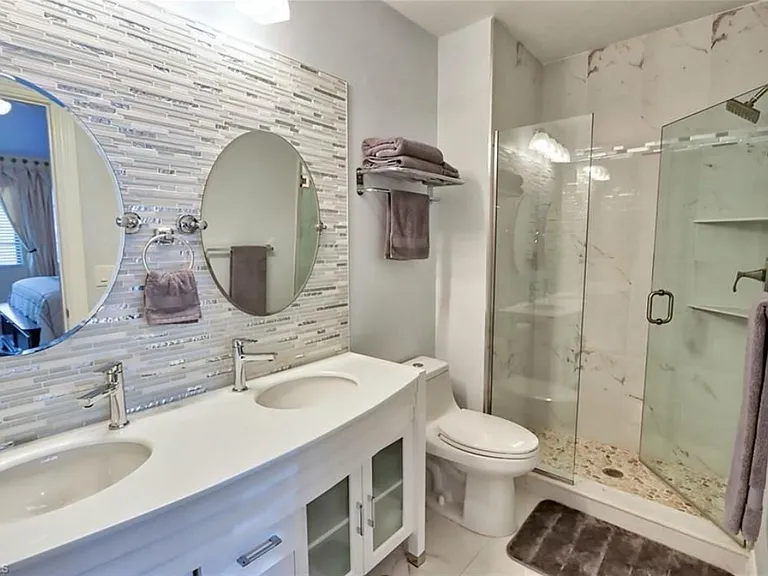 860 Meadowland Dr #E — Photo 22