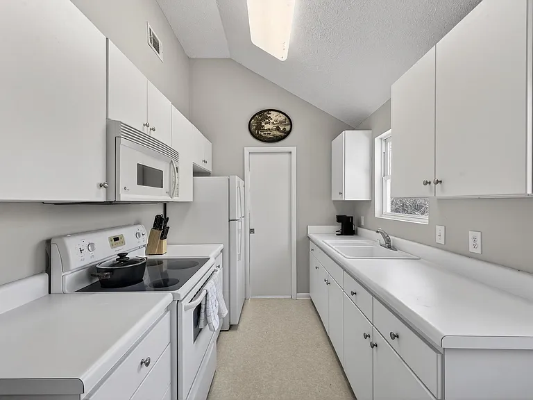 316 Cadle Crossing Rd — Photo 8