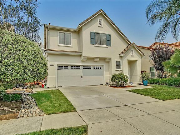 2nd image of 335 Mantelli Dr