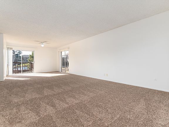 3rd image of 4578 W Pondview Dr