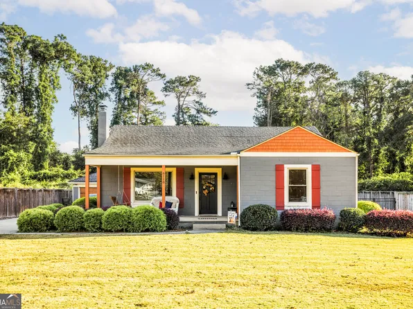 6118 Newton Dr, Covington, GA 30014
