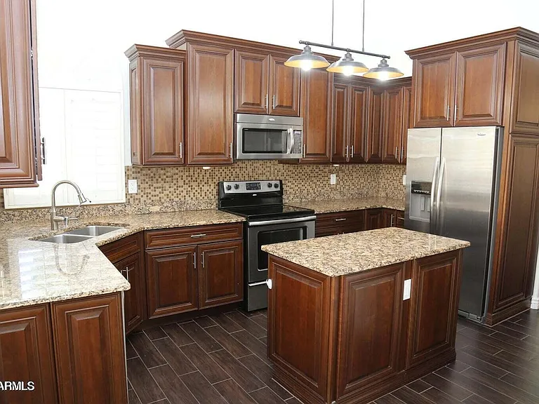 9014 E Larkspur Dr — Photo 7