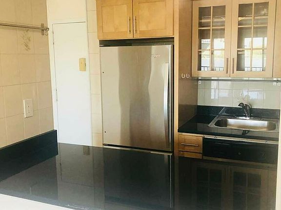 5th image of 25-40 Shore Blvd #4O