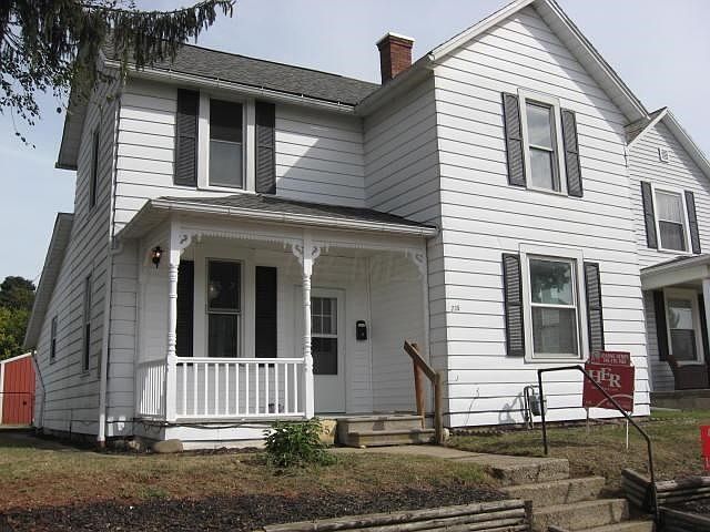 1st image of 735 E 6th Ave