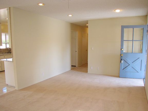 4th image of 14892 Booney St