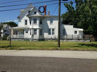 528 E Mulberry St, Millville, NJ 08332
